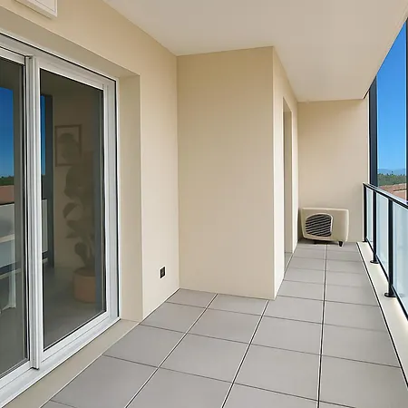 Apartment T3 Moderne Avec Terrasse, Clim, Et Parking, Ideal Pour 4, Proche Et Village - Pas De Piscine 2024 - Fr-1-732-18 *